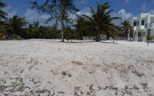 ID 105 Terreno frente al mar en Mahahual